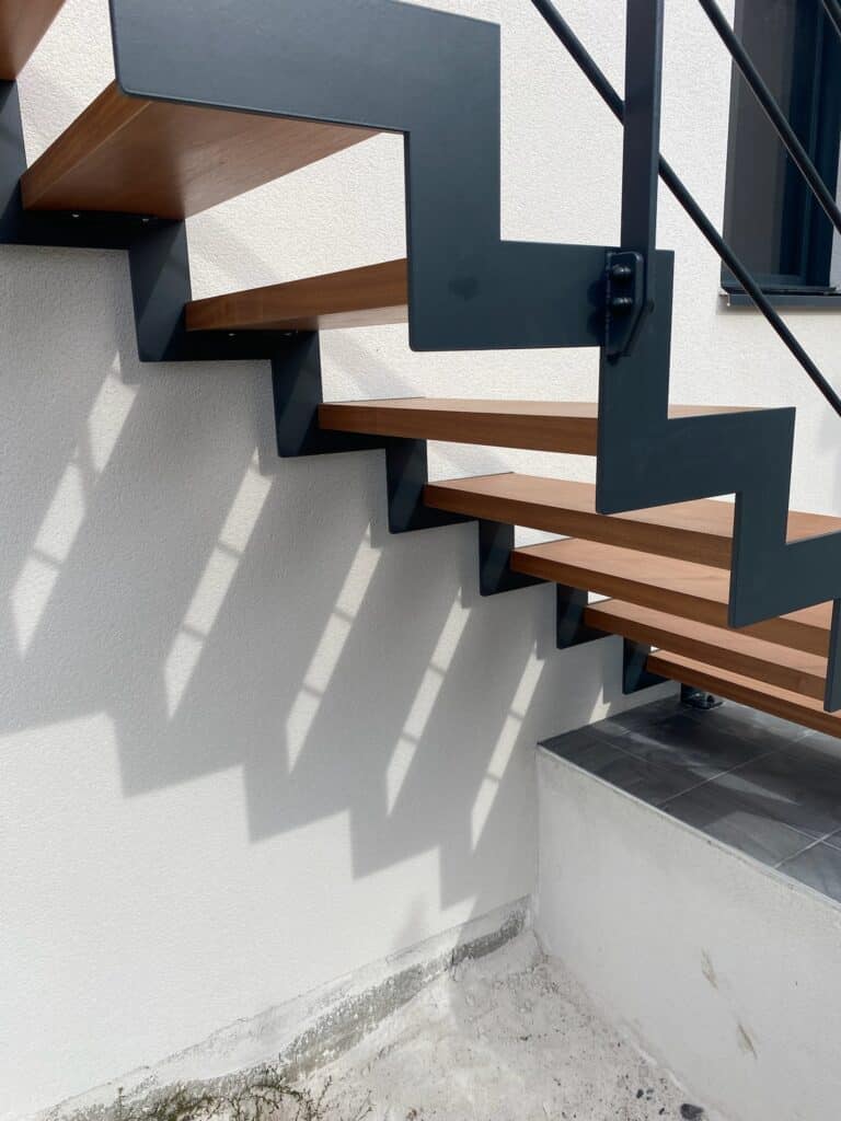 golfe metal escalier exterieur métal bois belz arradon brech