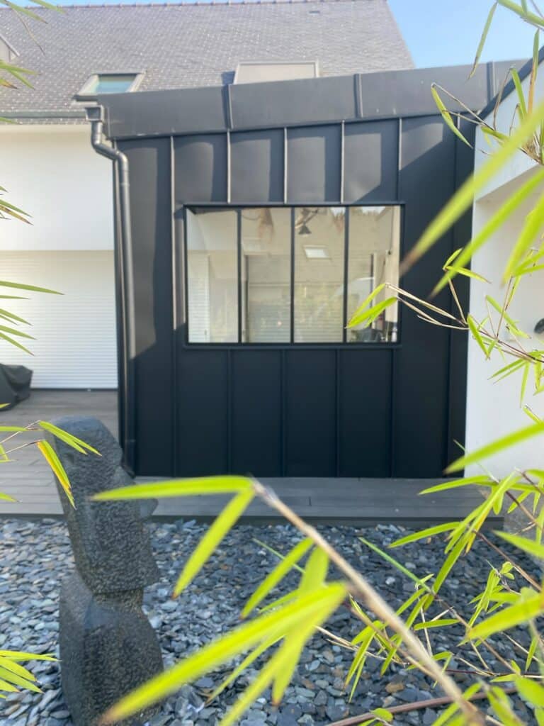 golfe-metal-verriere-exterieur