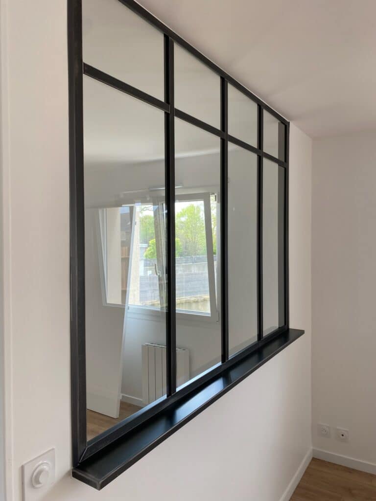 golfe-metal-verriere-intérieur